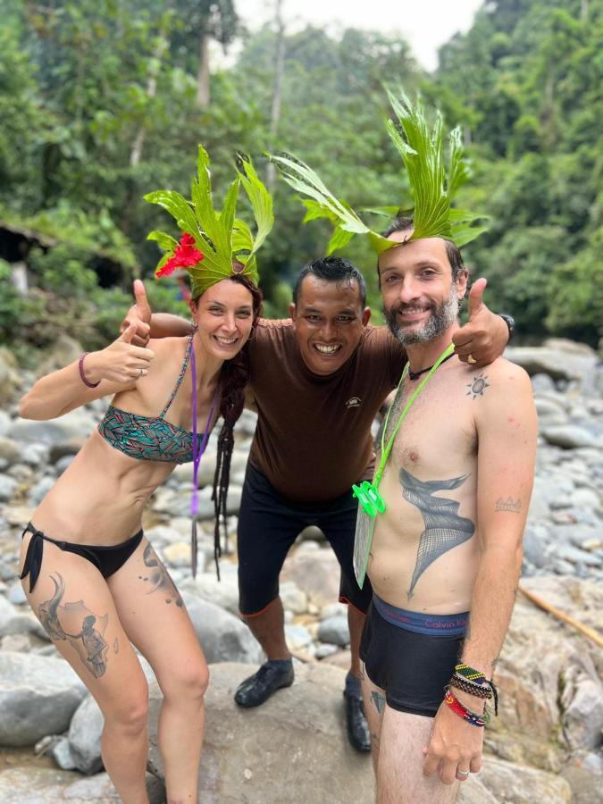 Fun Family Guest House N Jungle Tour Букит-Лаванг Экстерьер фото