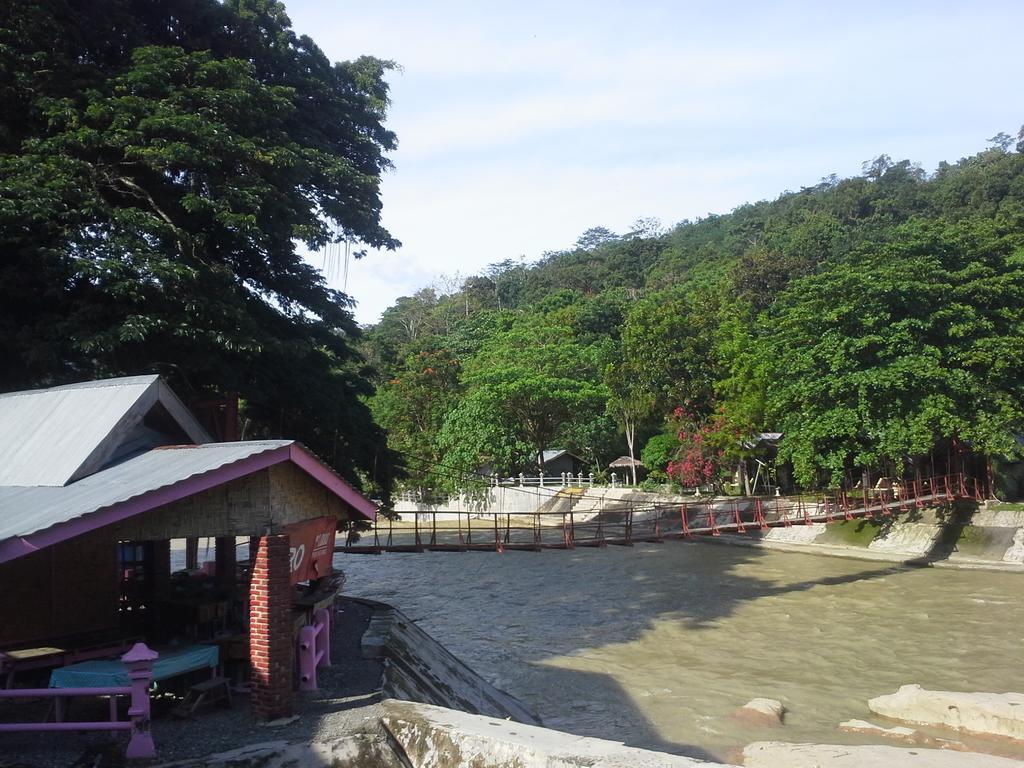 Fun Family Guest House N Jungle Tour Букит-Лаванг Экстерьер фото